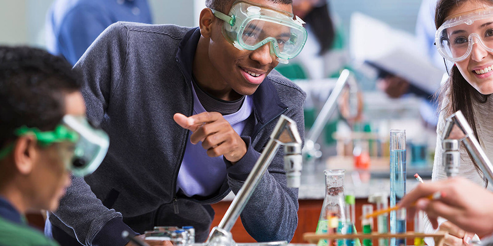 How to Become a Doctor After High School: 4 Things You Can Start Doing