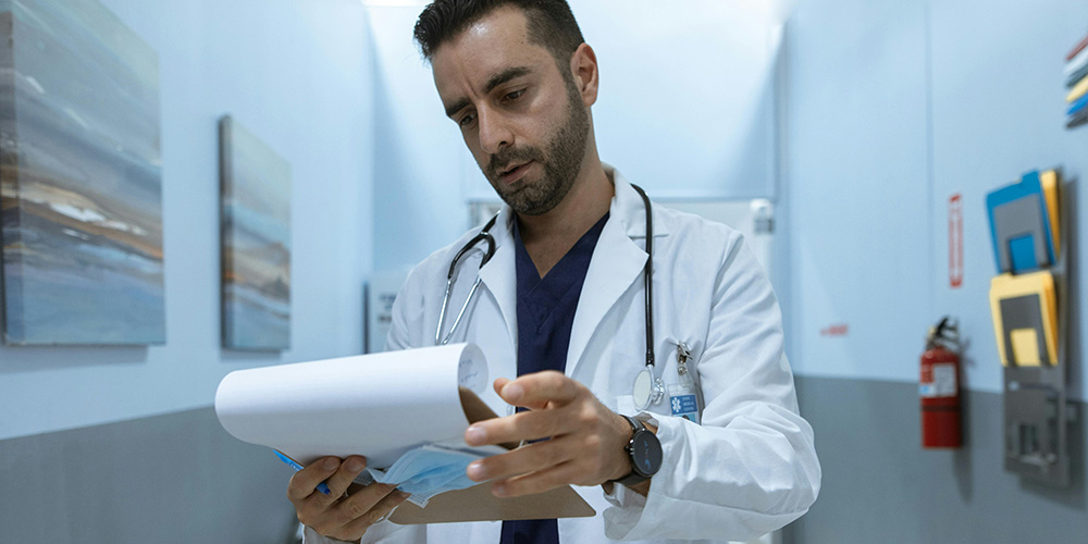 8 Signs You’d Thrive as an Emergency Physician