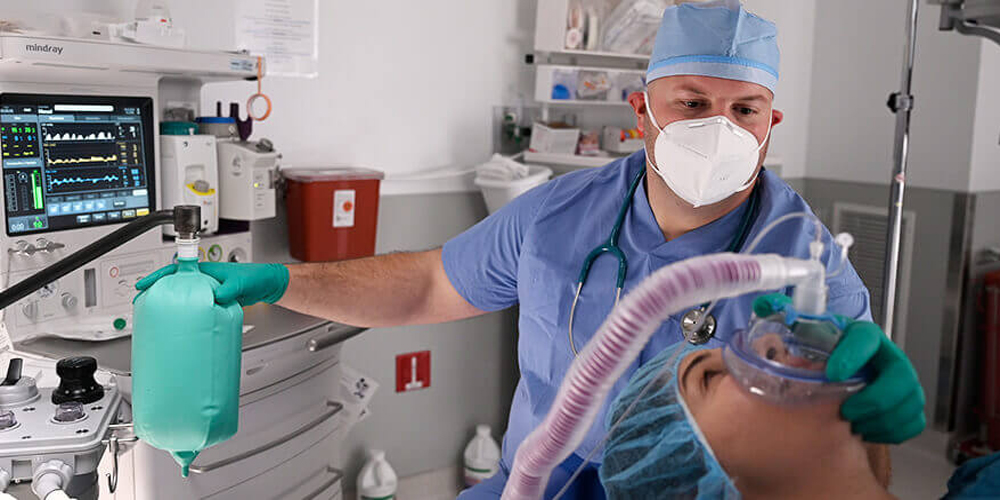 Doctors Share 7 Insider Secrets to Thriving During Clinical Rotations