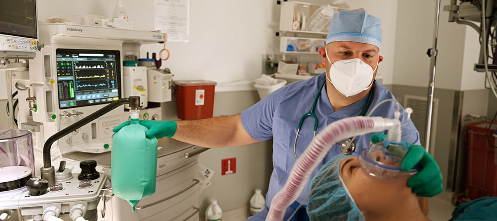 Dr. Justin Roberts